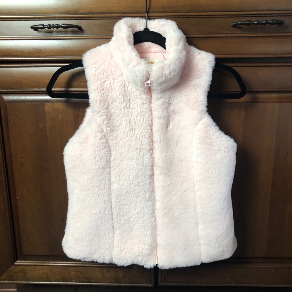 💖 C&C California Girls Pink Faux Fur Vest